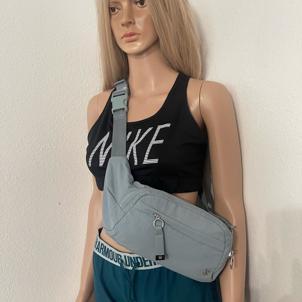 Lululemon On The Beat Belt Bag* 4.5L Blue Cast - Picture 10 of 16